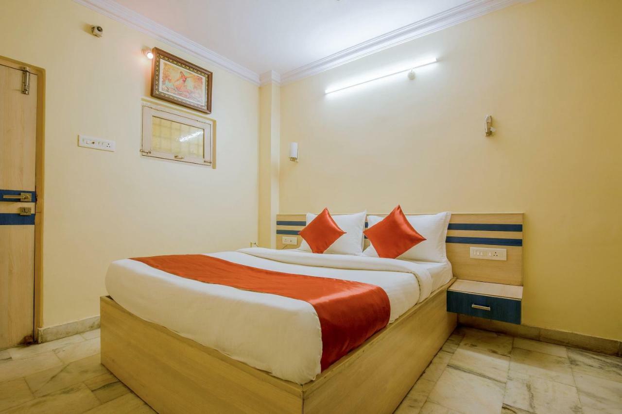 Oyo 13494 Hotel Nakshatra Inn Haidarábád Kültér fotó